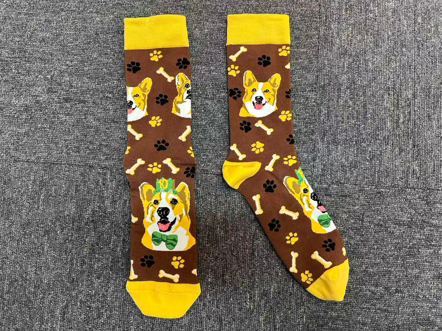 Topi the Corgi Socks – The Sock Designer